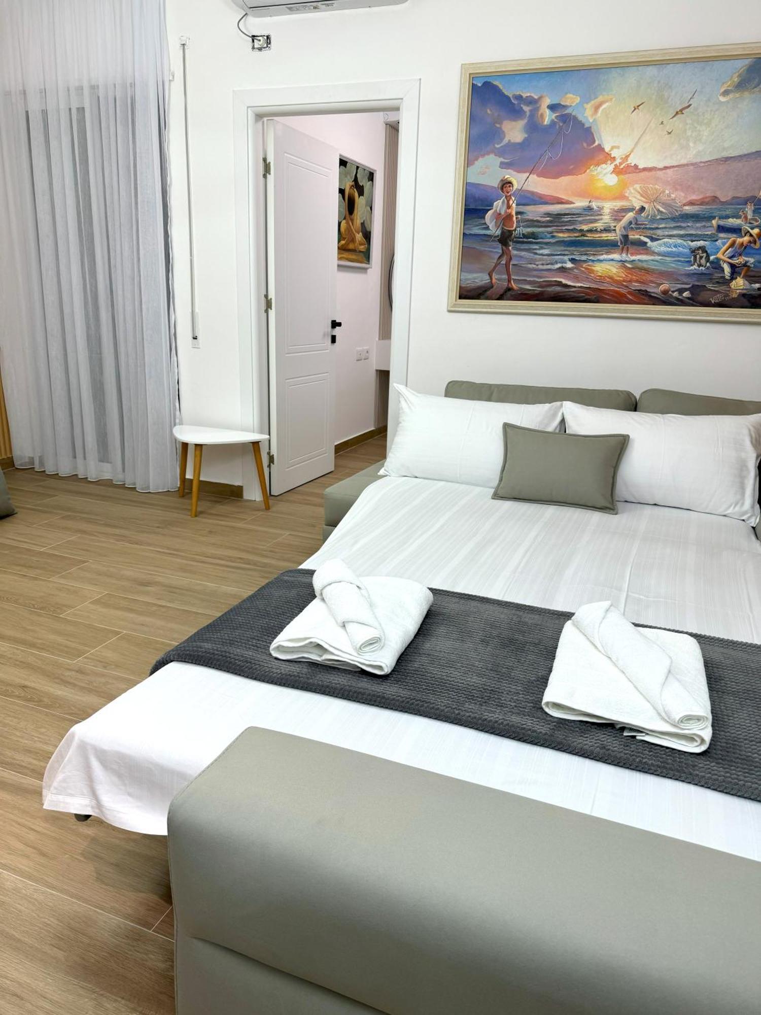 2min Walk From Sea Lungomare Jovi Apartment *